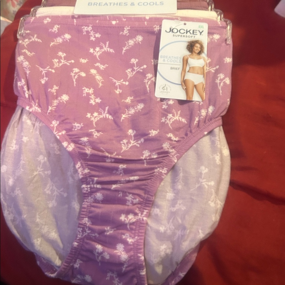 NWT Sz 8/XL briefs supersoft by jockey